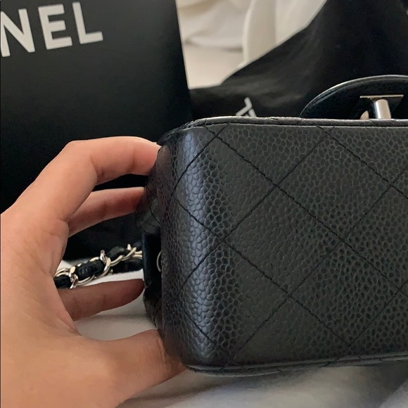 Chanel Mini Square - Picture 5 of 7